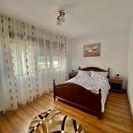 Apartament Apartament Sunshine Orszowa Zewnętrze zdjęcie
